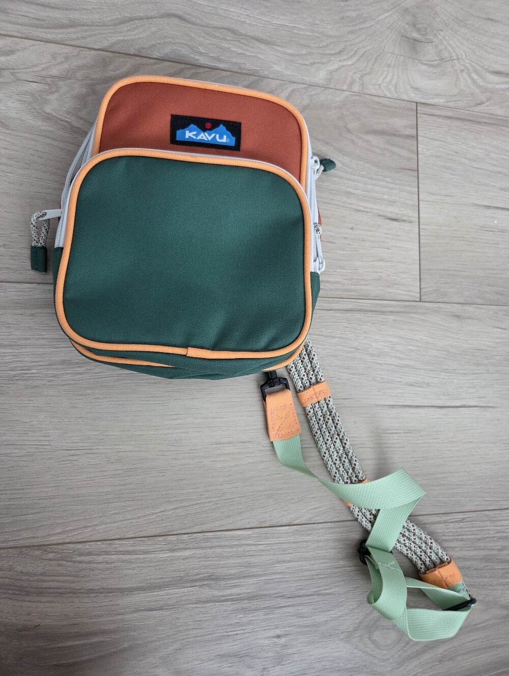KAVU Pescadero Sling